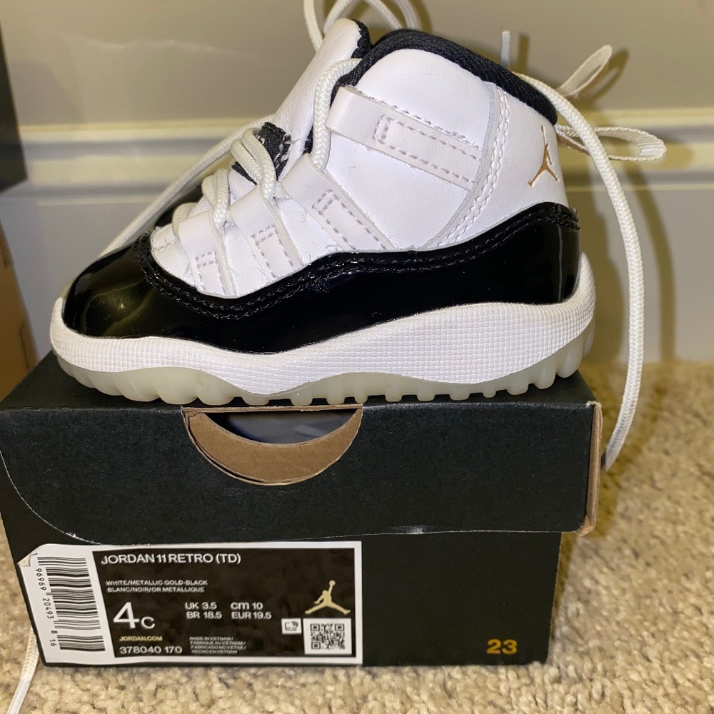 Jordan 11s